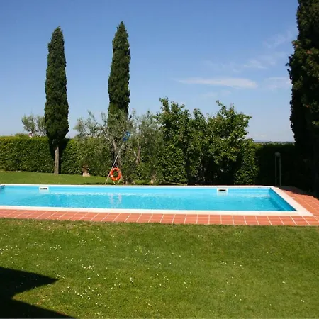 Petrignano Sleeps 10 Pool Air Con Wifi