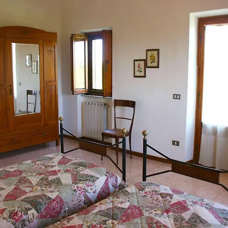 Petrignano Sleeps 10 Pool Air Con Wifi וילה Petrignano Del Lago